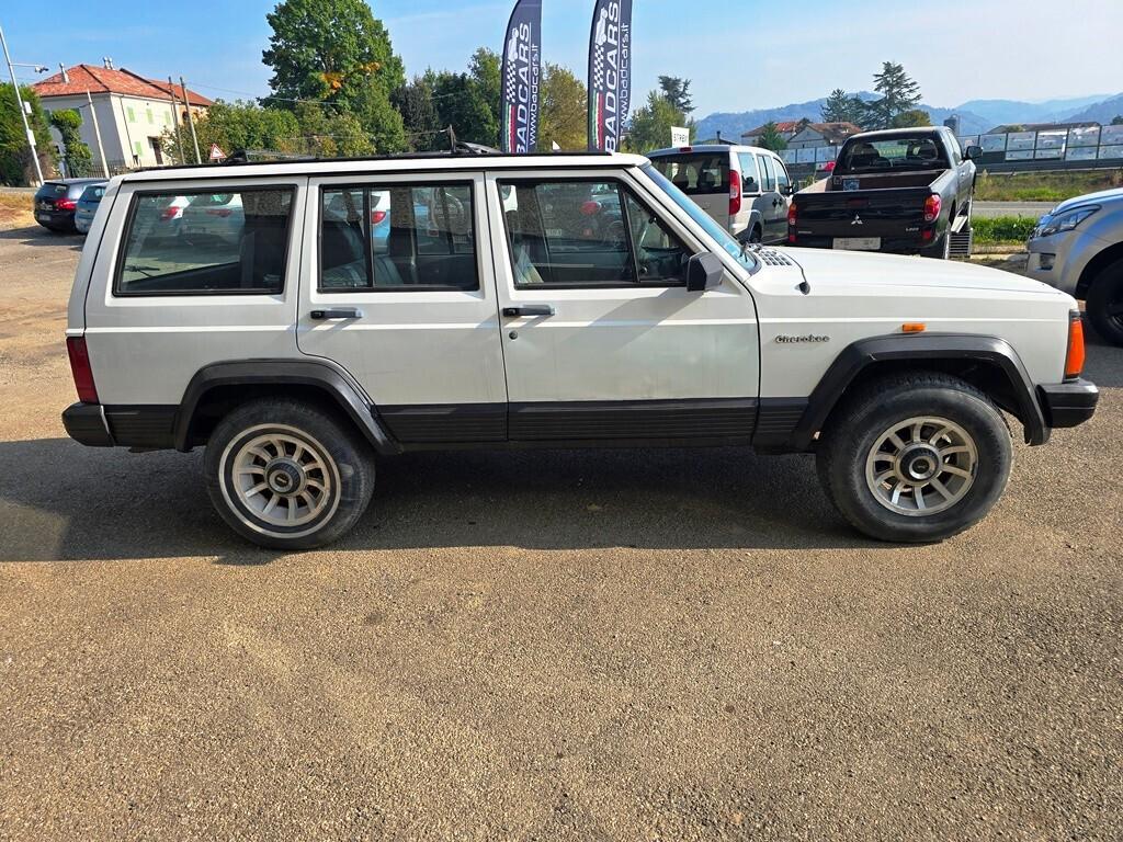 Jeep Cherokee 2.1 turbodiesel 5 porte Chief