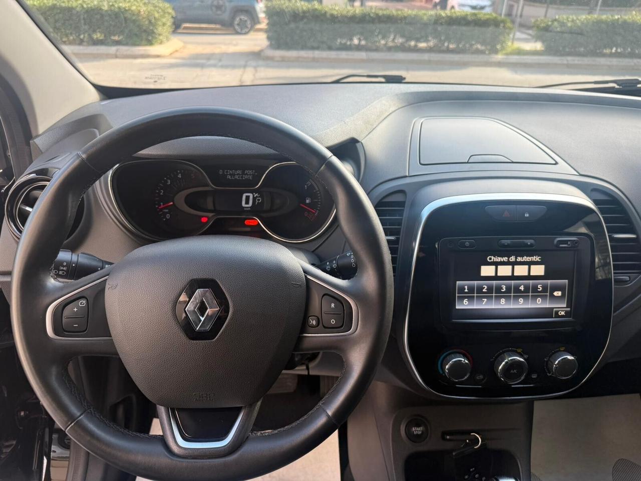 Renault Captur dCi 8V 90 CV EDC Sport Edition