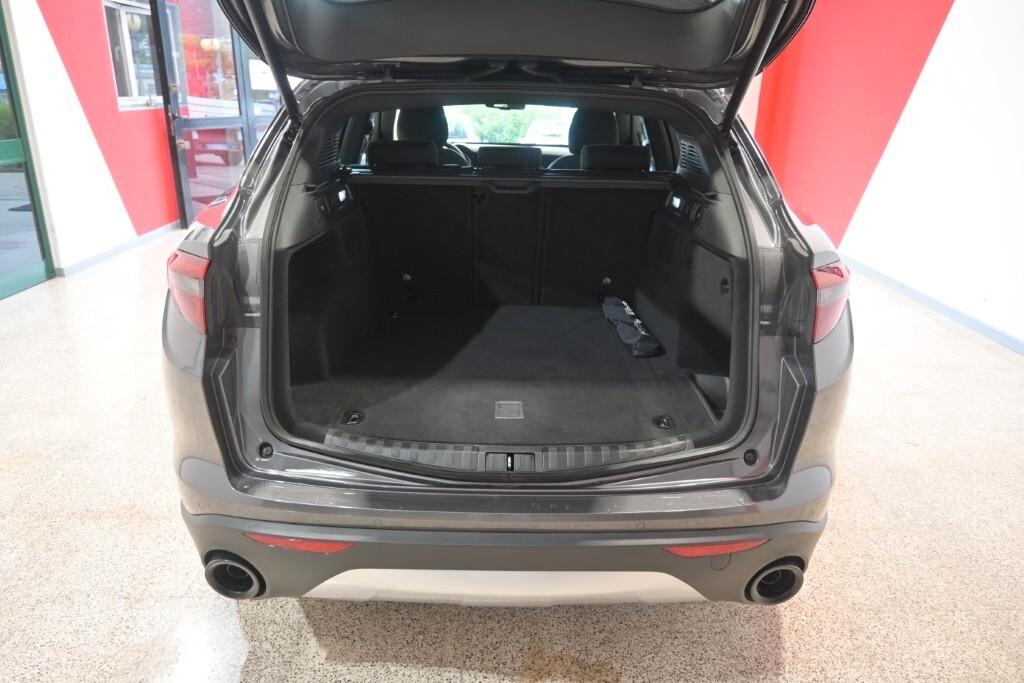 ALFA ROMEO STELVIO 2.2 TURBODIESEL 190CV AT8 Q4 SUPER BUSINESS ( BIXENO - ACTIVE CRUISE - NAVI - MIRROR - PDC - TELECAMERA POST. )