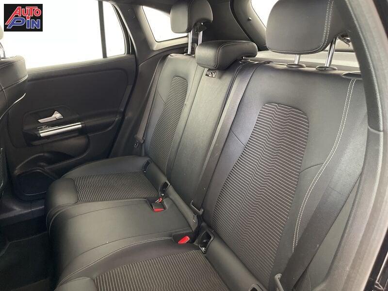 Mercedes-Benz GLA GLA 200 d Automatic Sport *Display 10,25"*