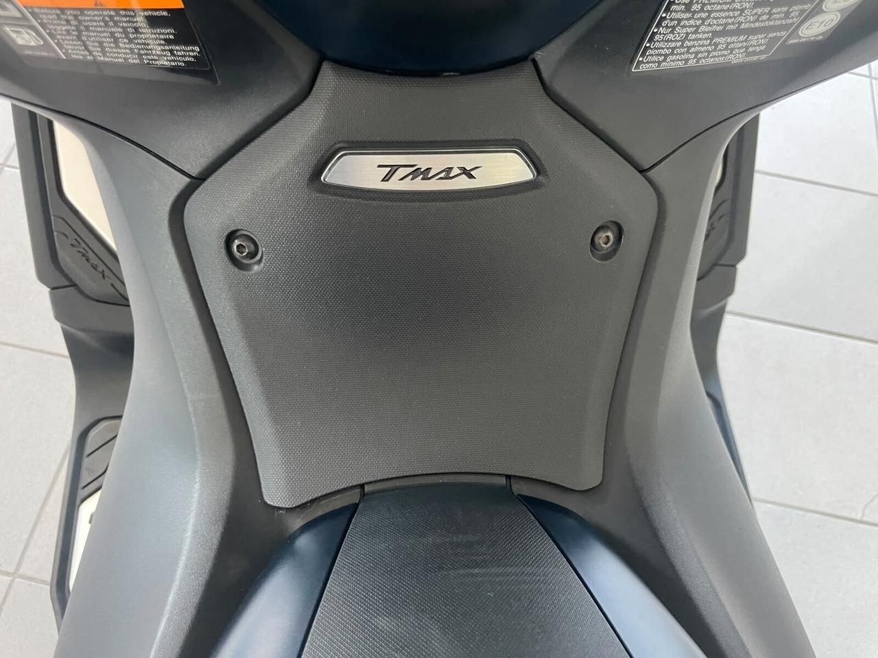 Yamaha T Max 560