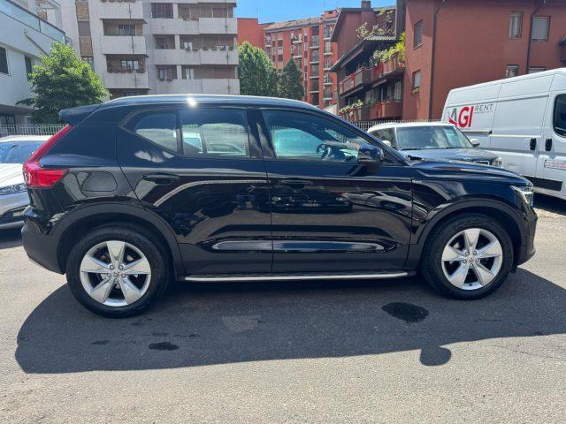 VOLVO XC40 T2 automatico Core (AUTOCARRO N1)