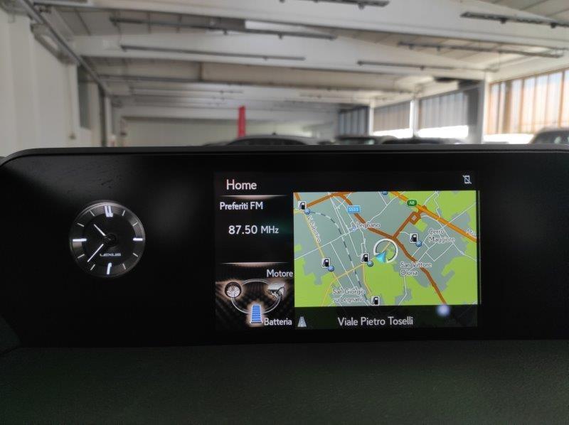 LEXUS UX - UX Hybrid 4WD Executive