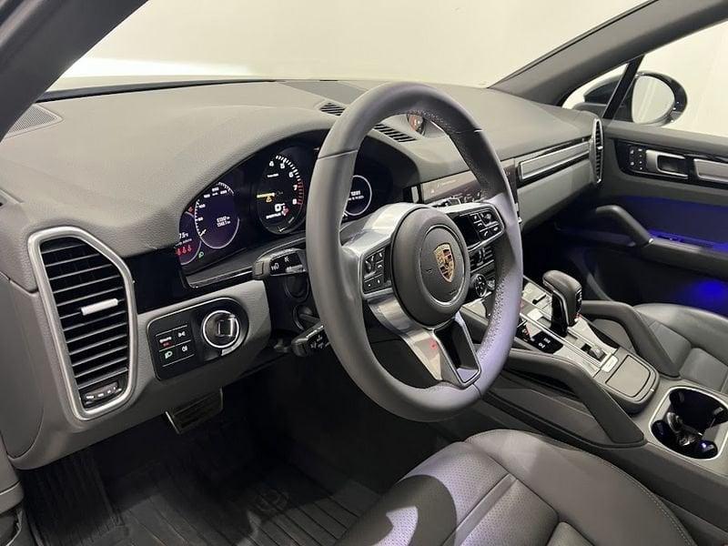 Porsche Cayenne Cayenne 3.0 V6 E-Hybrid