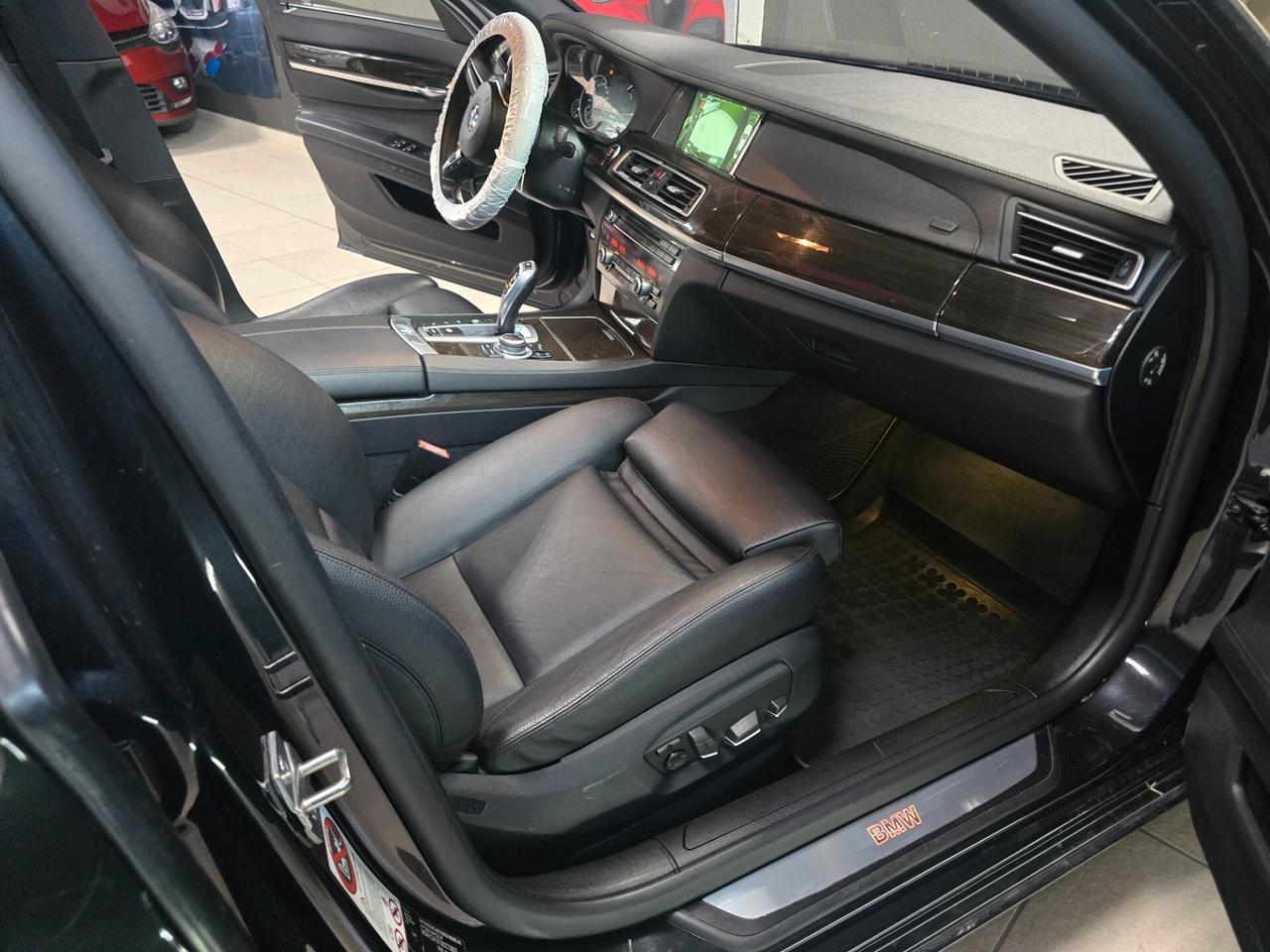 Bmw 730 730d xDrive Eccelsa LEGGI BENE