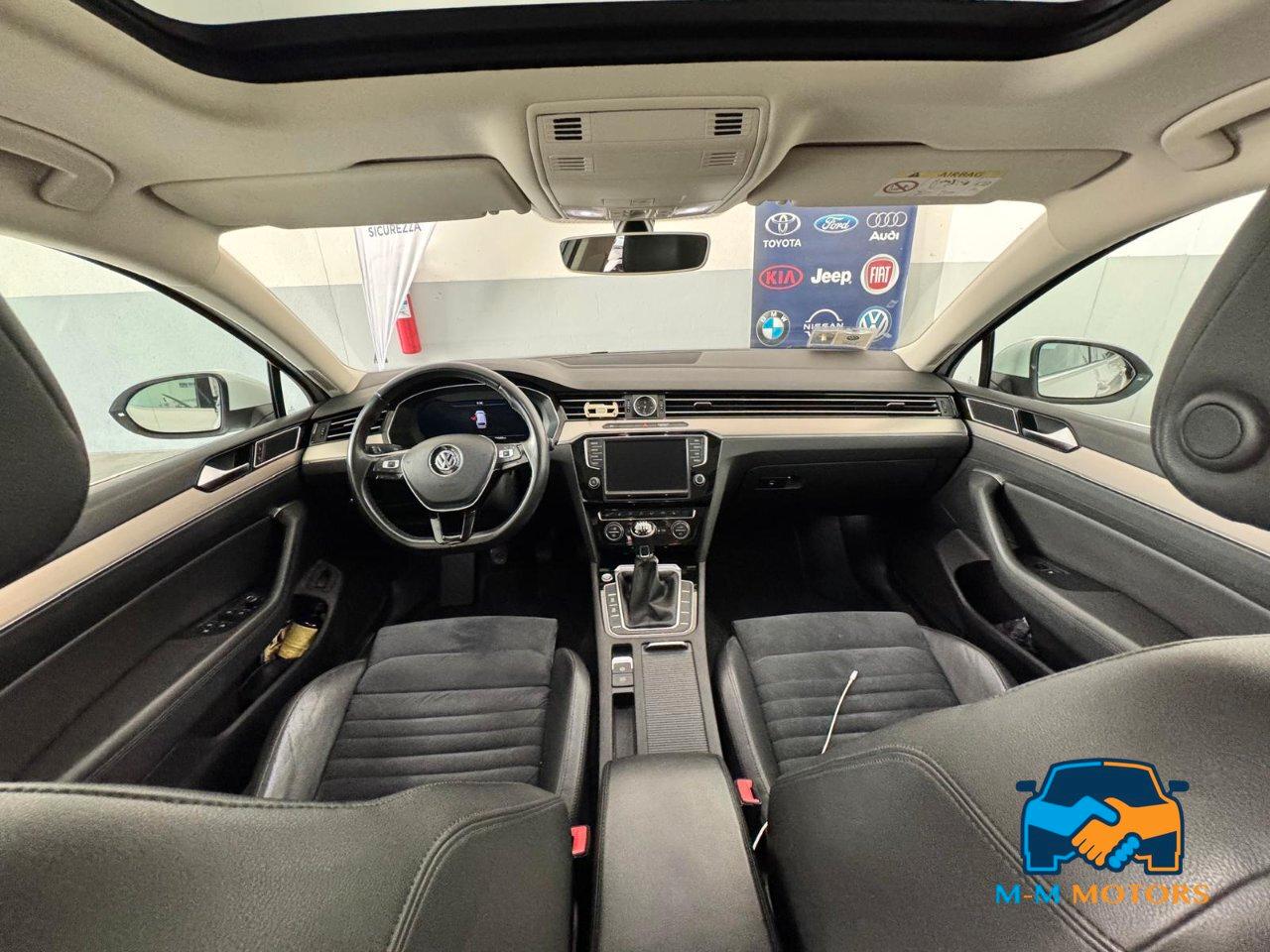 Volkswagen Passat Variant 2.0 tdi Highline 4motion 150cv UNICOPRO TAGLIANDI VW