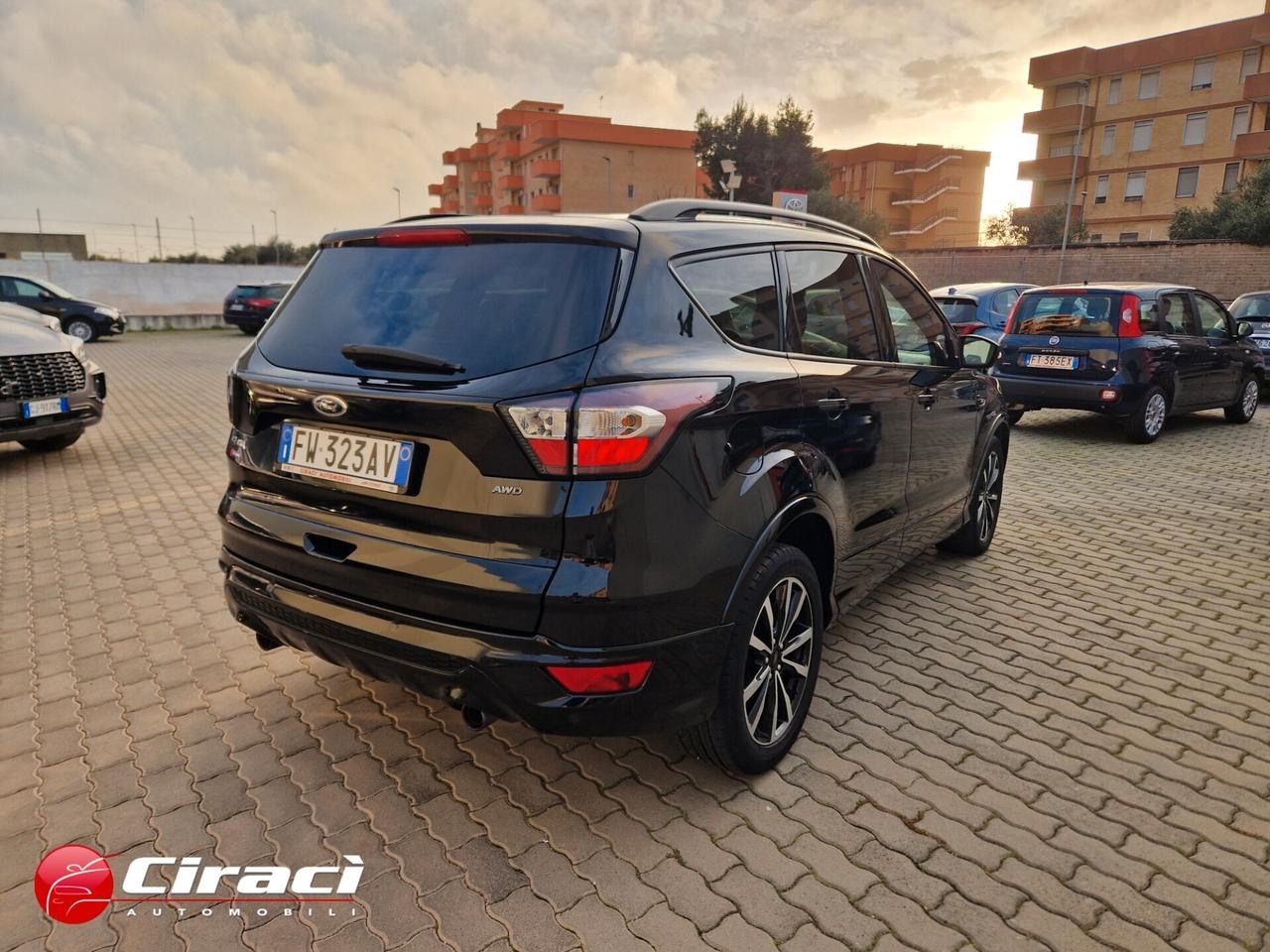 Ford Kuga 2.0 TDCI 180 CV S&S 4WD Powershift ST-Line