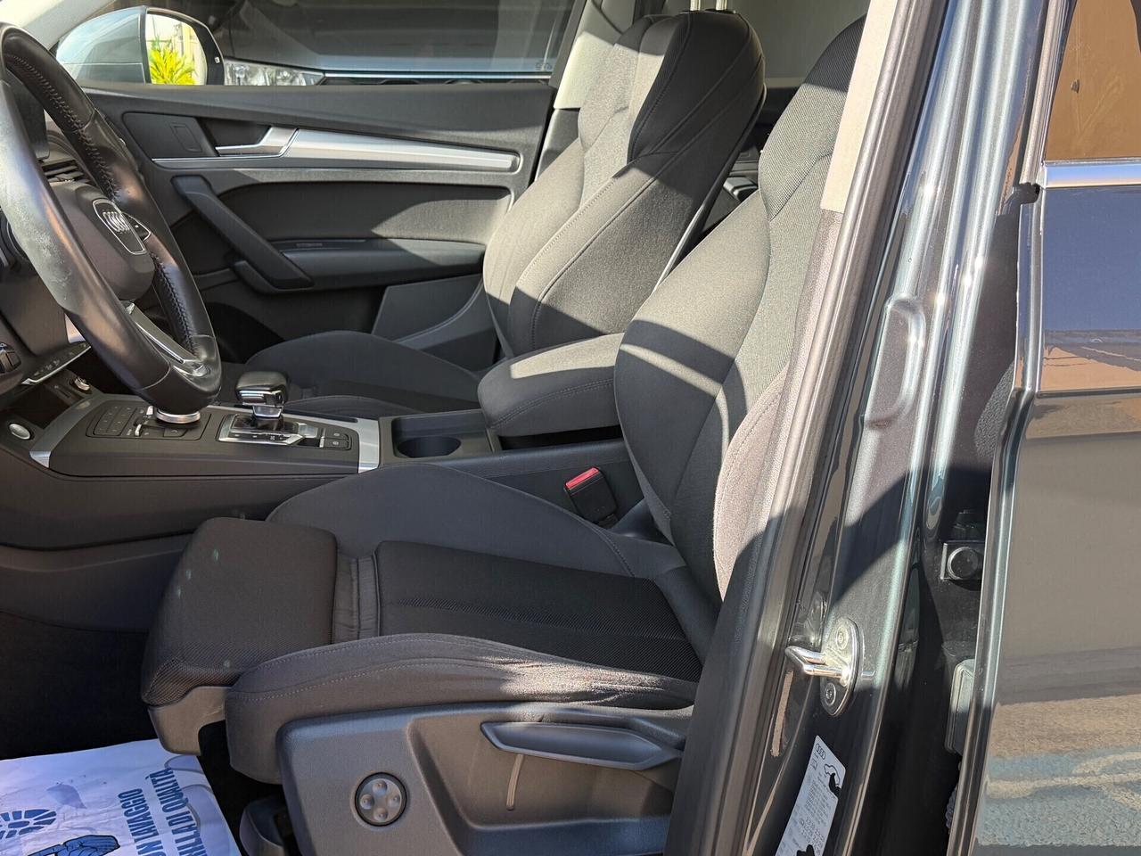 AUDI Q5 35 TDI QUATTRO S TRONIC BUS. SPORT