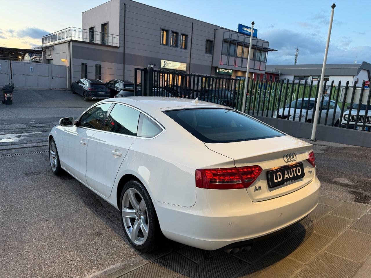 Audi A5 SPB 2.0 TDI 143 CV DISTRIBUZIONE OK