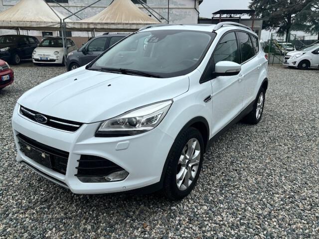 Ford Kuga 2.0 TDCI 140 CV 4WD Titanium