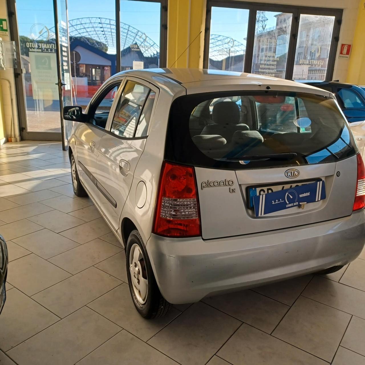 95480KM KIA PICANTO 1.0 NEOPATENTATI