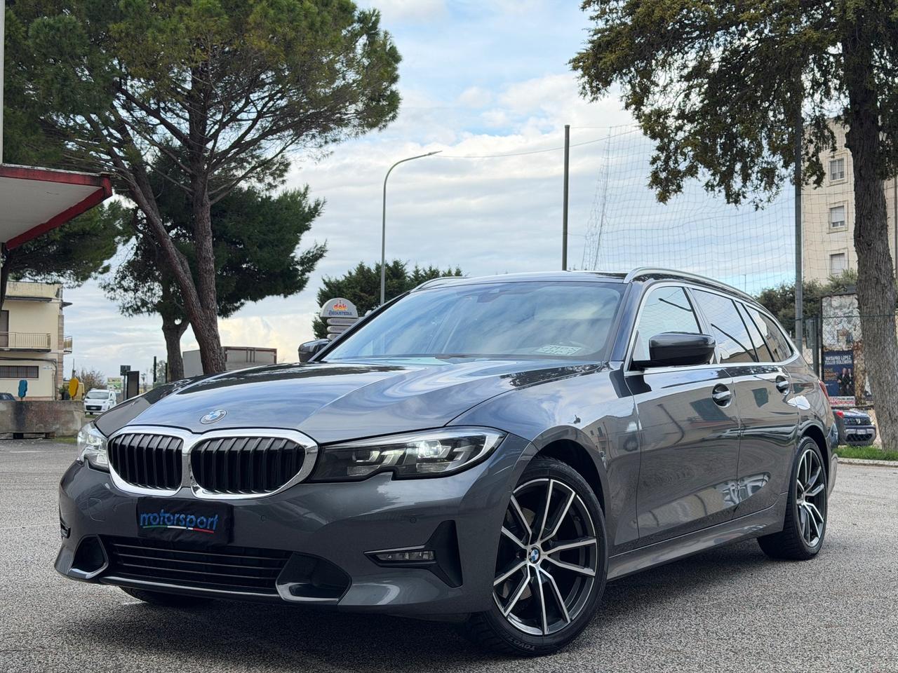 Bmw 320d Sport 190 cv lights ambient + virtual