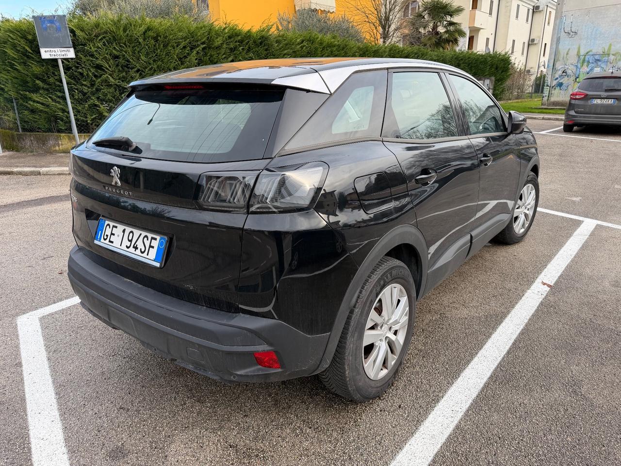 Peugeot 3008 BlueHDi 130 S&S EAT8 Active Pack