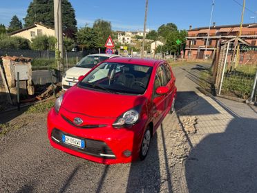 Toyota Aygo 1.0 12V VVT-i 5 porte Lounge NEOPATENTATI