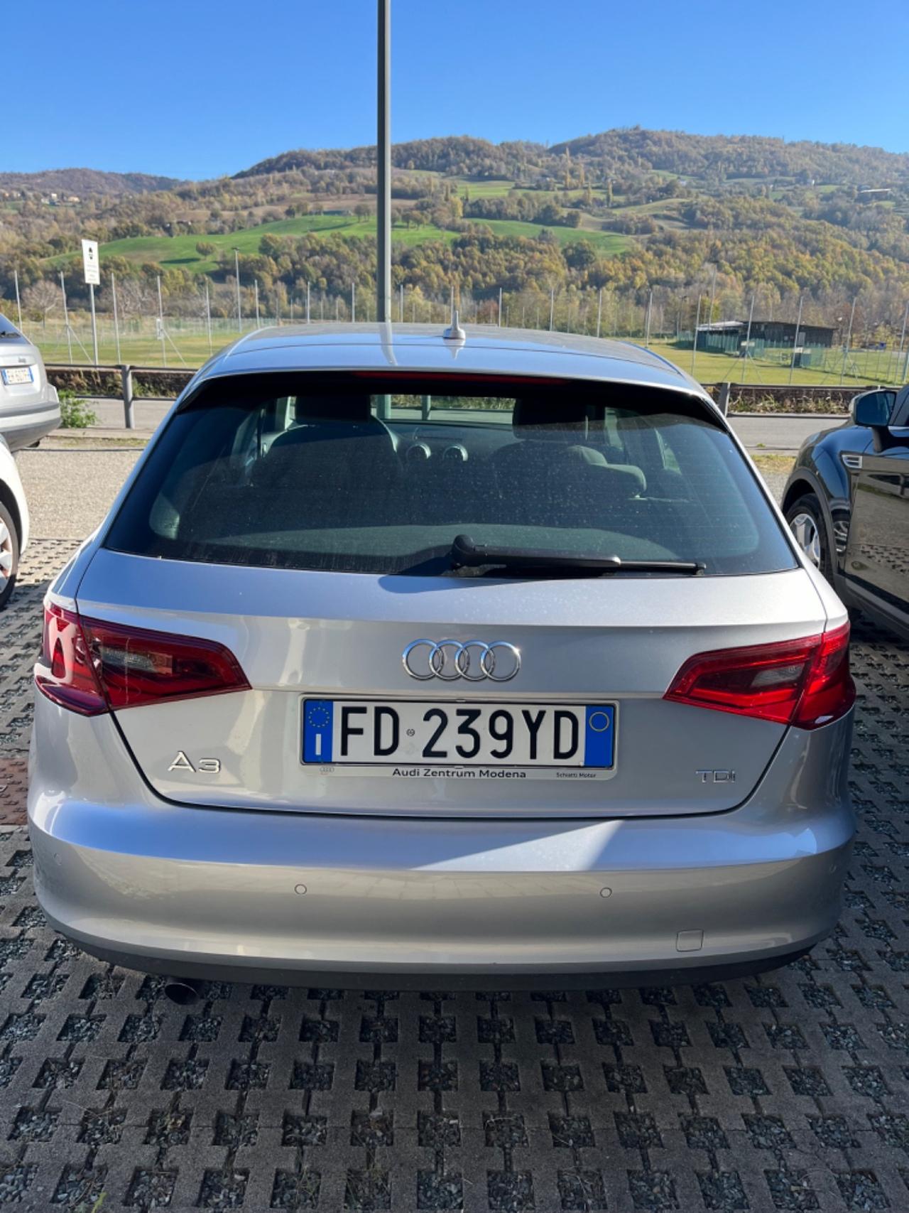 Audi A3 SPB 1.6 TDI clean diesel Business