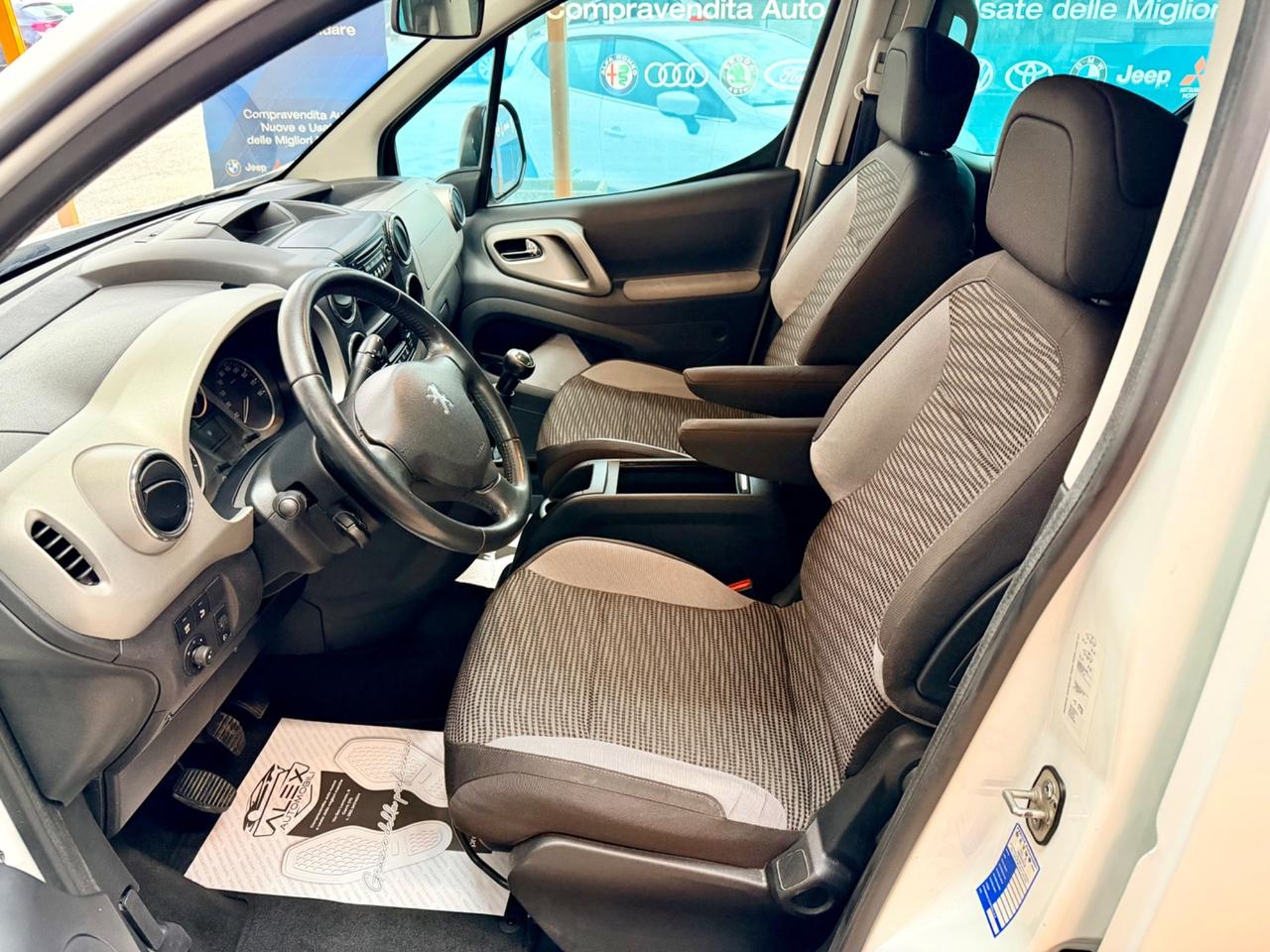 Peugeot Partner Tepee 1.6HDi 112CV Gancio Tr