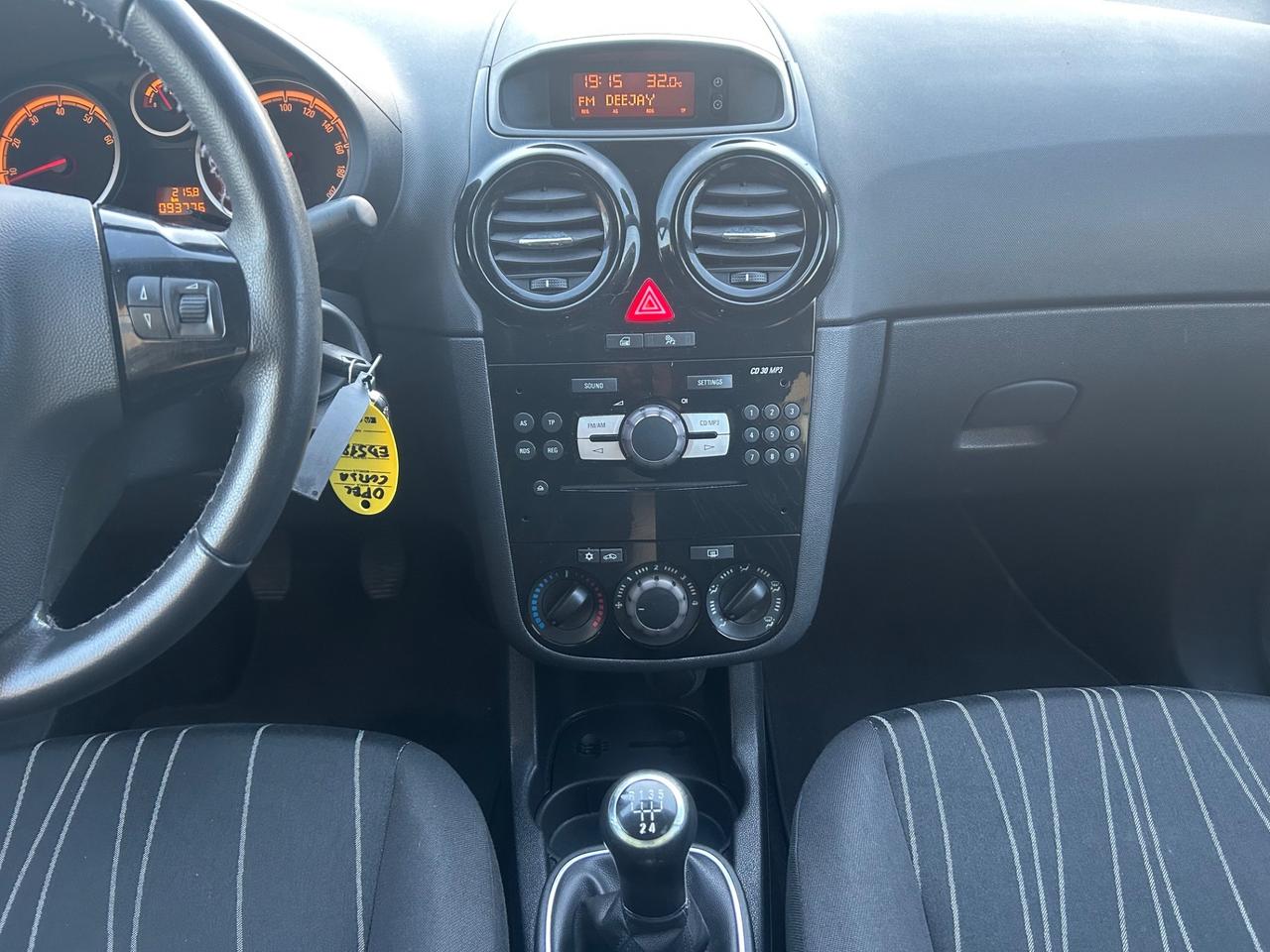 Opel Corsa 1.2 5 porte Edition 93000km