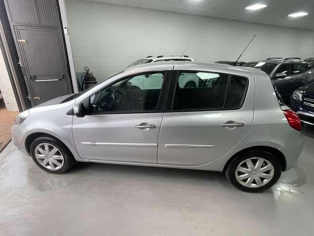 Renault Clio Clio III 2009 5p 1.2 16v Luxe