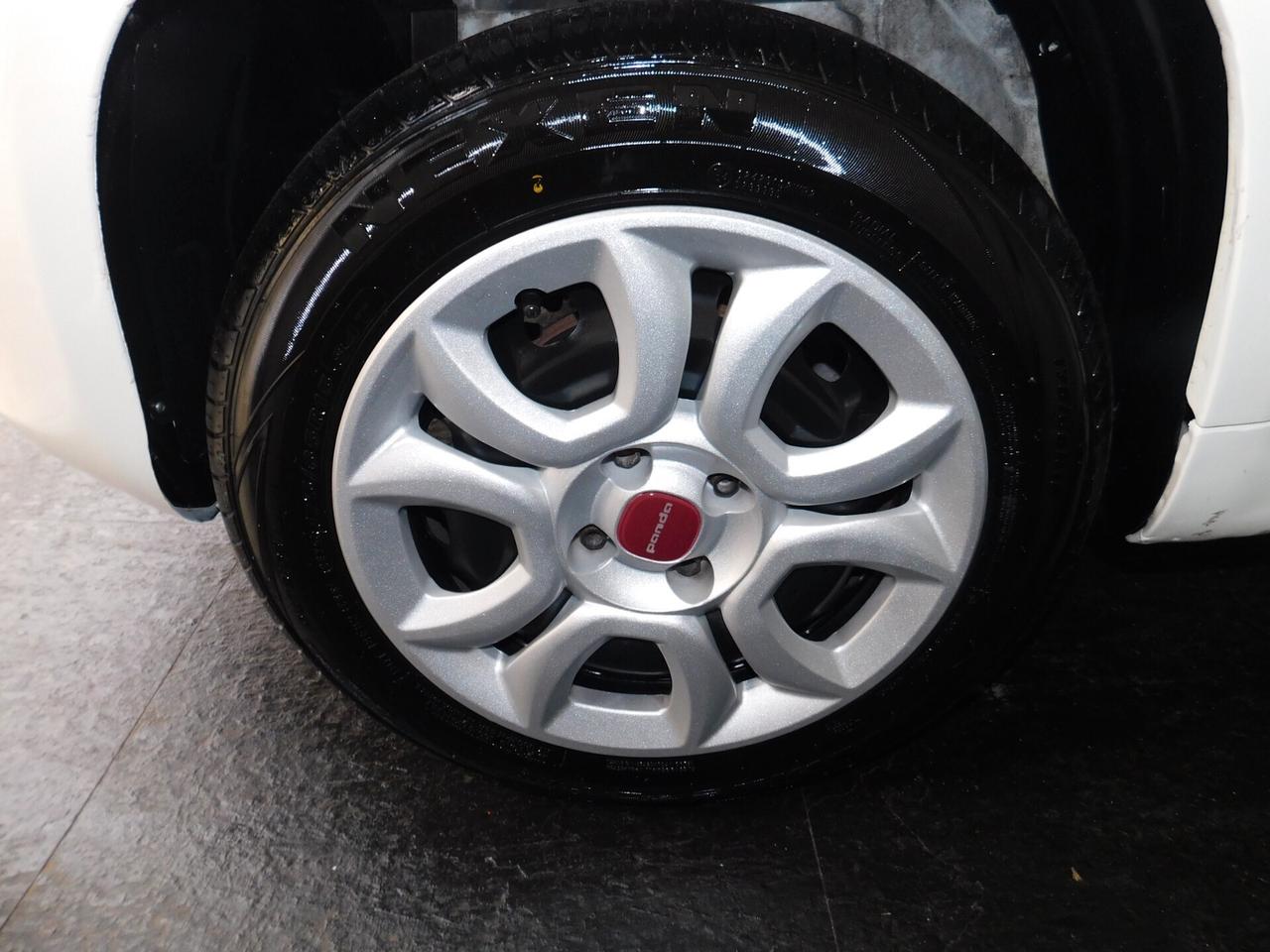 Fiat Panda 0.9 TwinAir Turbo Natural Power Lounge