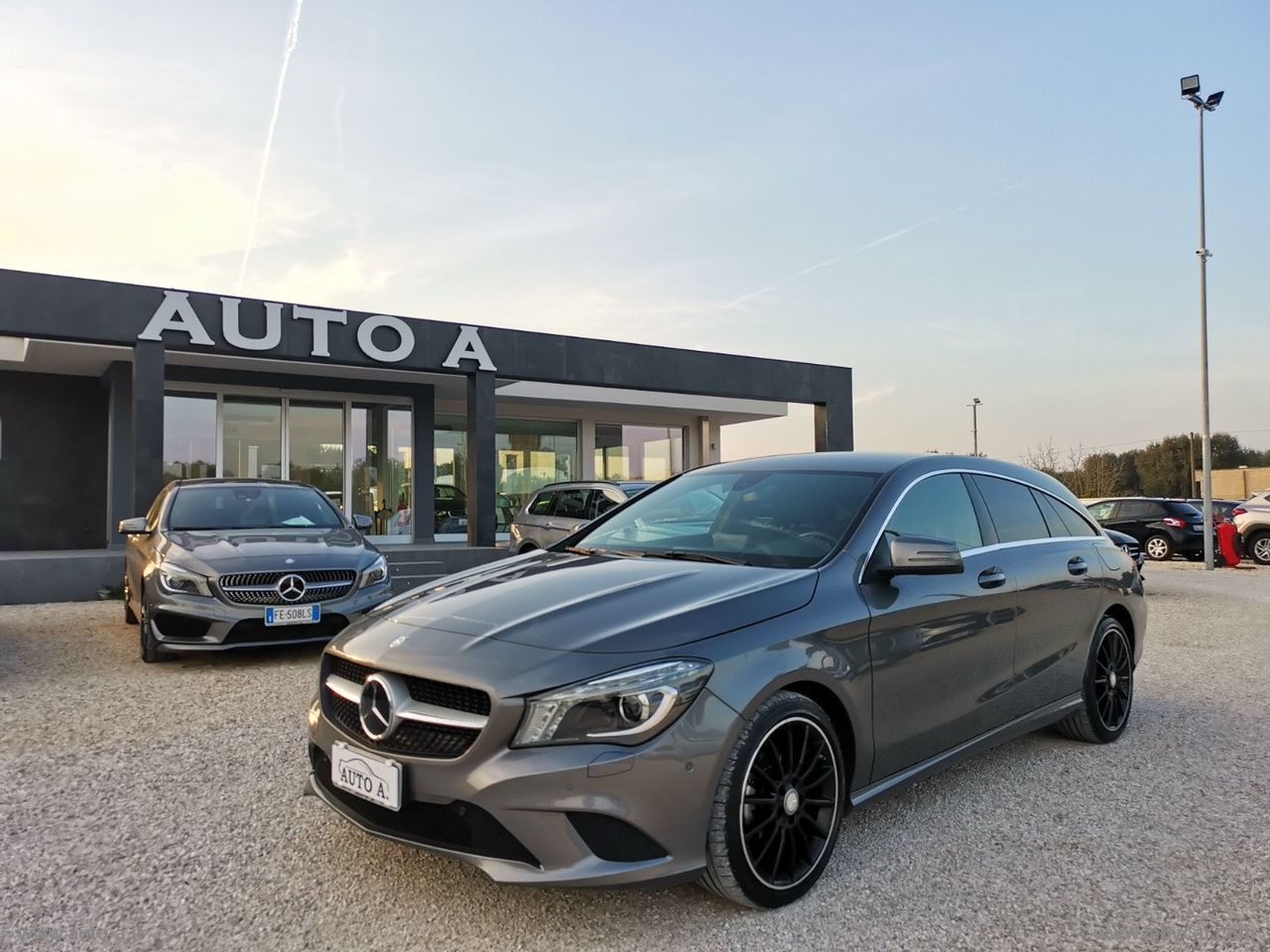 MERCEDES-BENZ CLA Shooting Brake 200 d Sport auto