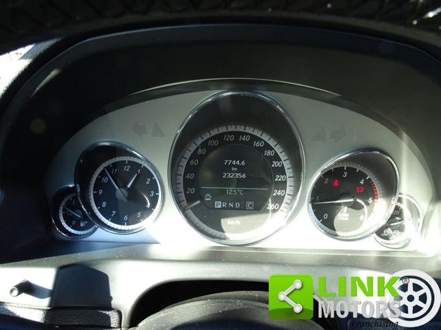 MERCEDES-BENZ E 220 CDI Coupé BlueEFFICIENCY Avantgarde