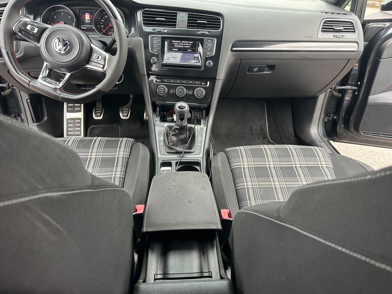 Volkswagen Golf Business GTD 2.0 TDI 5p. 4 Free BlueMotion Tech.