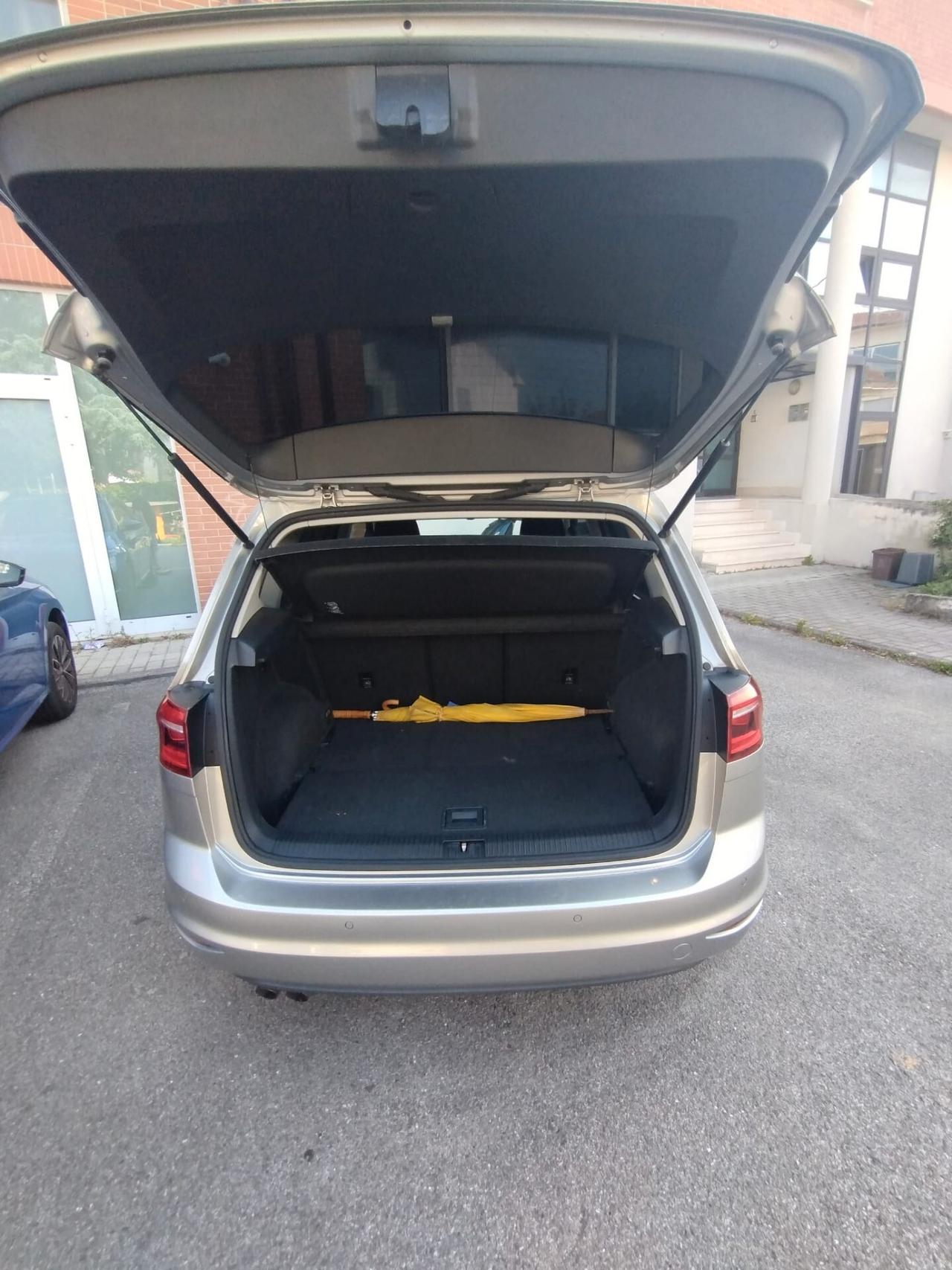 Volkswagen Golf Sportsvan 2.0 TDI DSG Highline BlueMotion Tech.