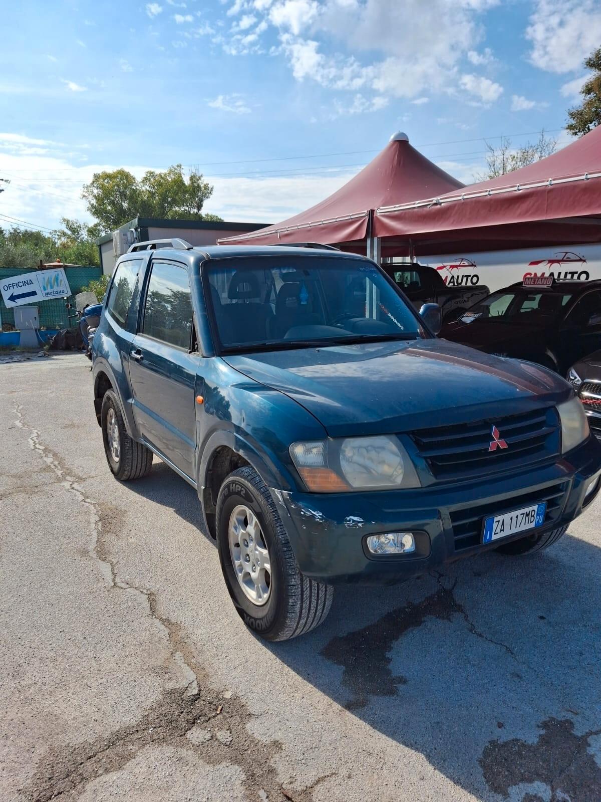 Mitsubishi Pajero 2.5 TDI 3p. GL