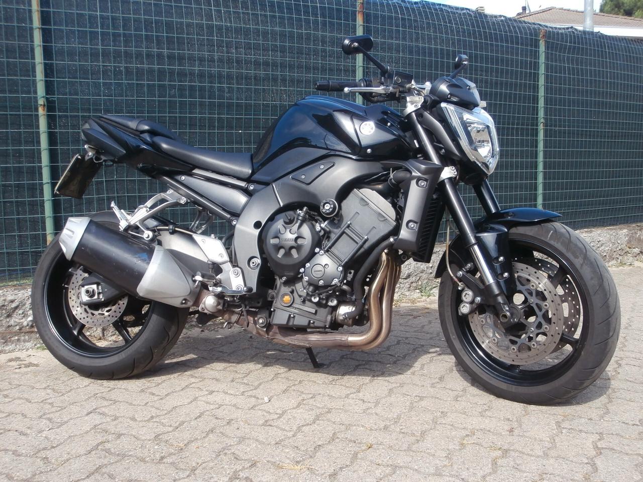 YAMAHA FZ1 DEL 2006 compreso trapasso-tagliando-garanzia