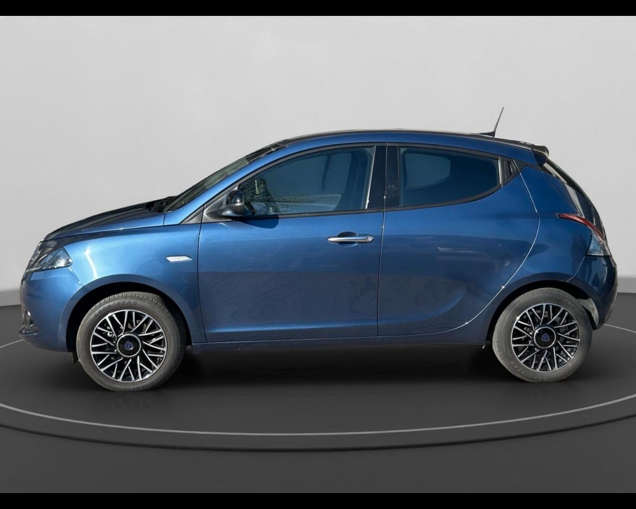 LANCIA Ypsilon III 2021 - Ypsilon 1.0 firefly hybrid Platino s&s 70cv