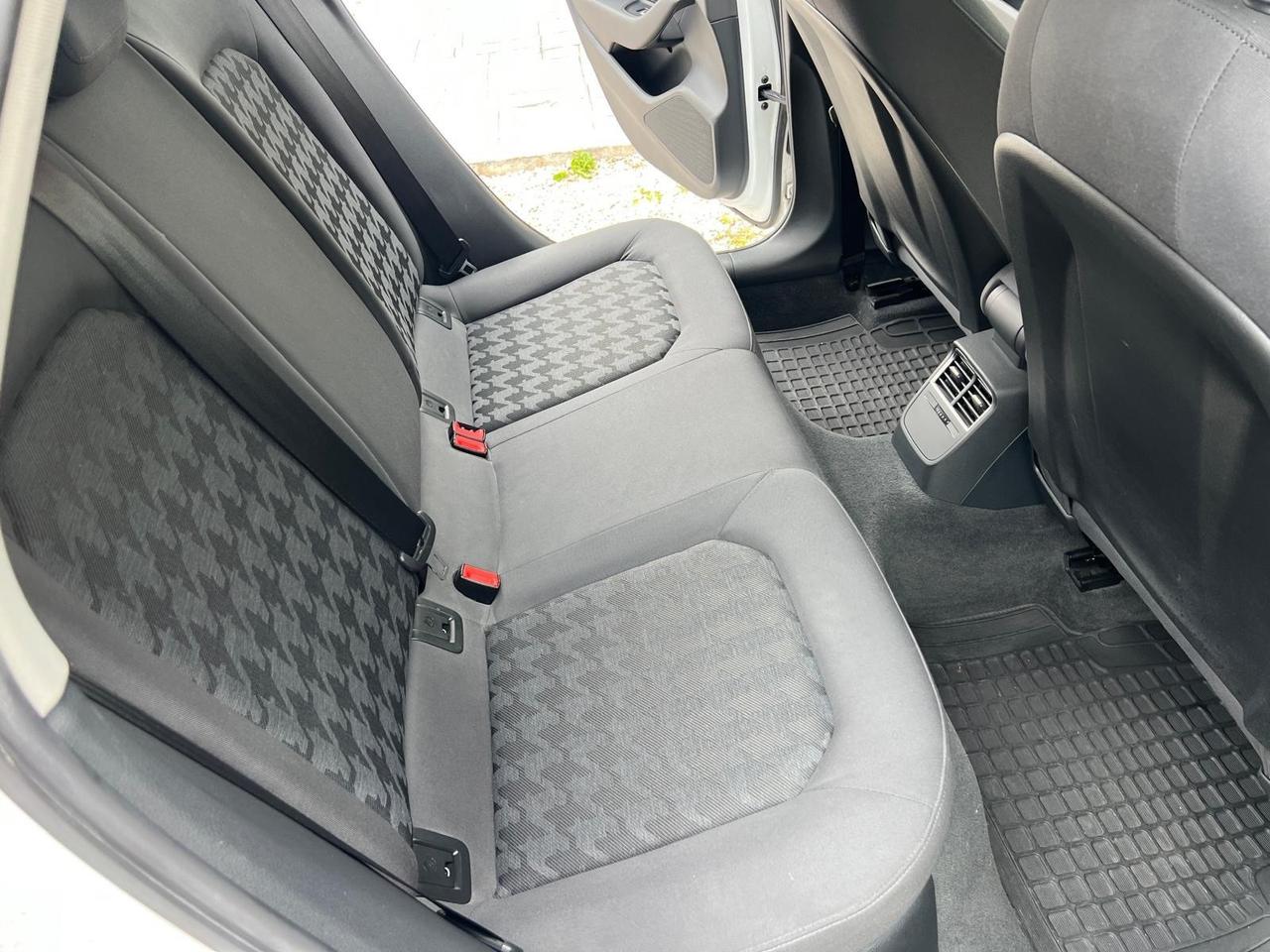Audi A3 SPB 1.6 TDI clean diesel Ambition