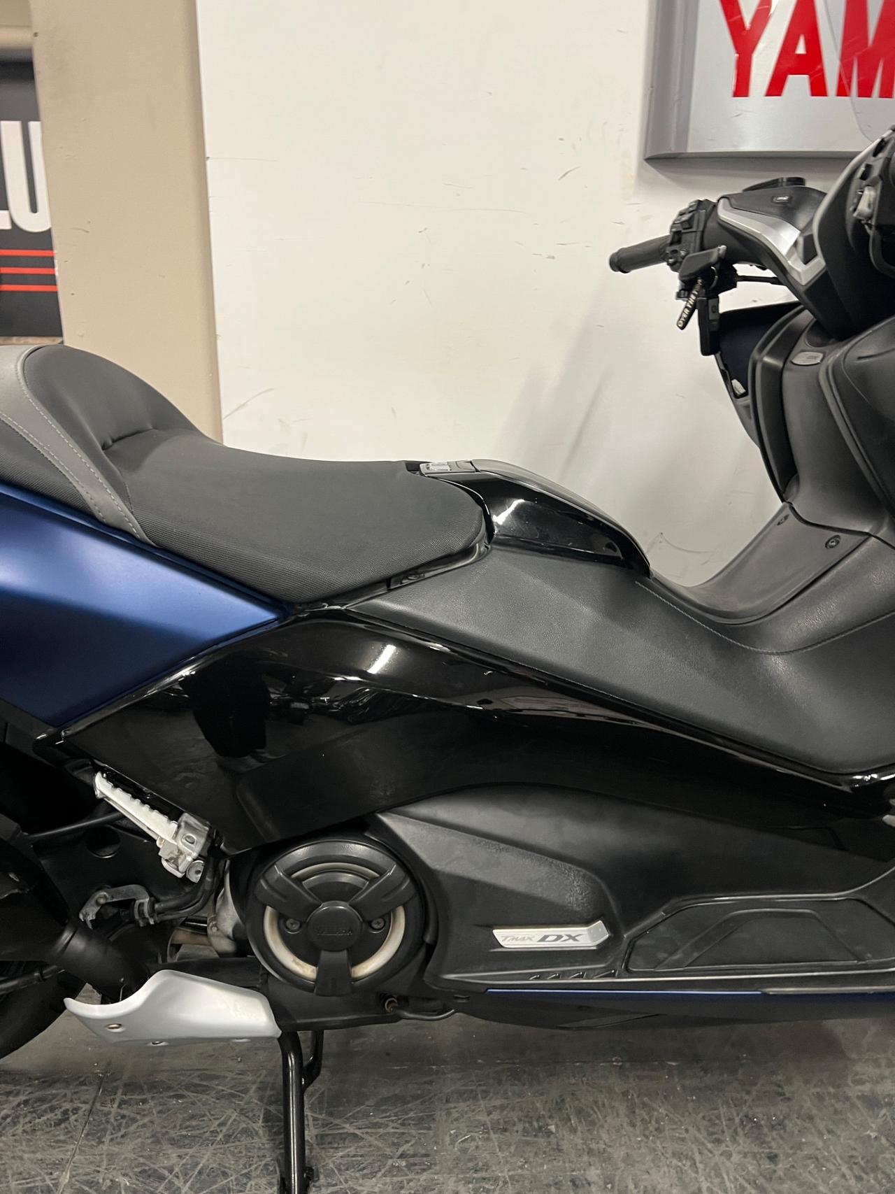 Yamaha T Max 530 DX