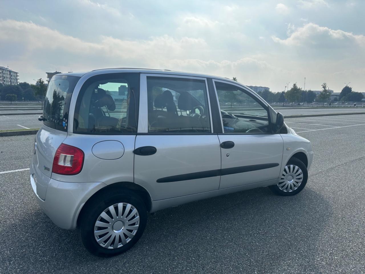 Fiat Multipla 1.6 16V Natural Power fino 2025