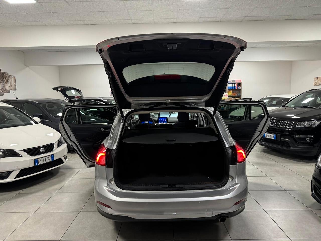 Ford Focus 1.0 ECOBOOST HYBRID 125CV POWERSHIFT SW 2020