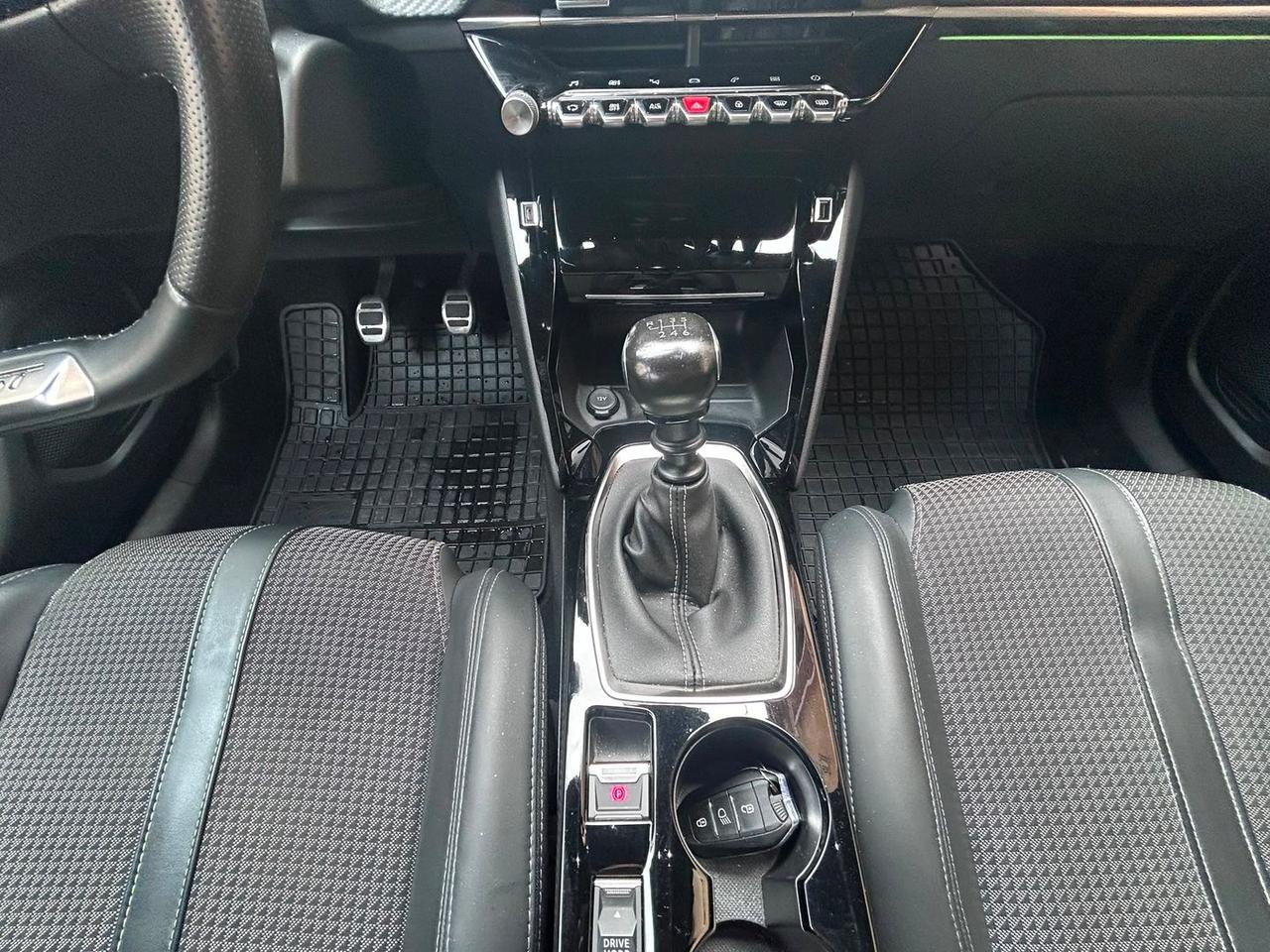 Peugeot 2008 GT Line 1.2 PureTech 130 #11756