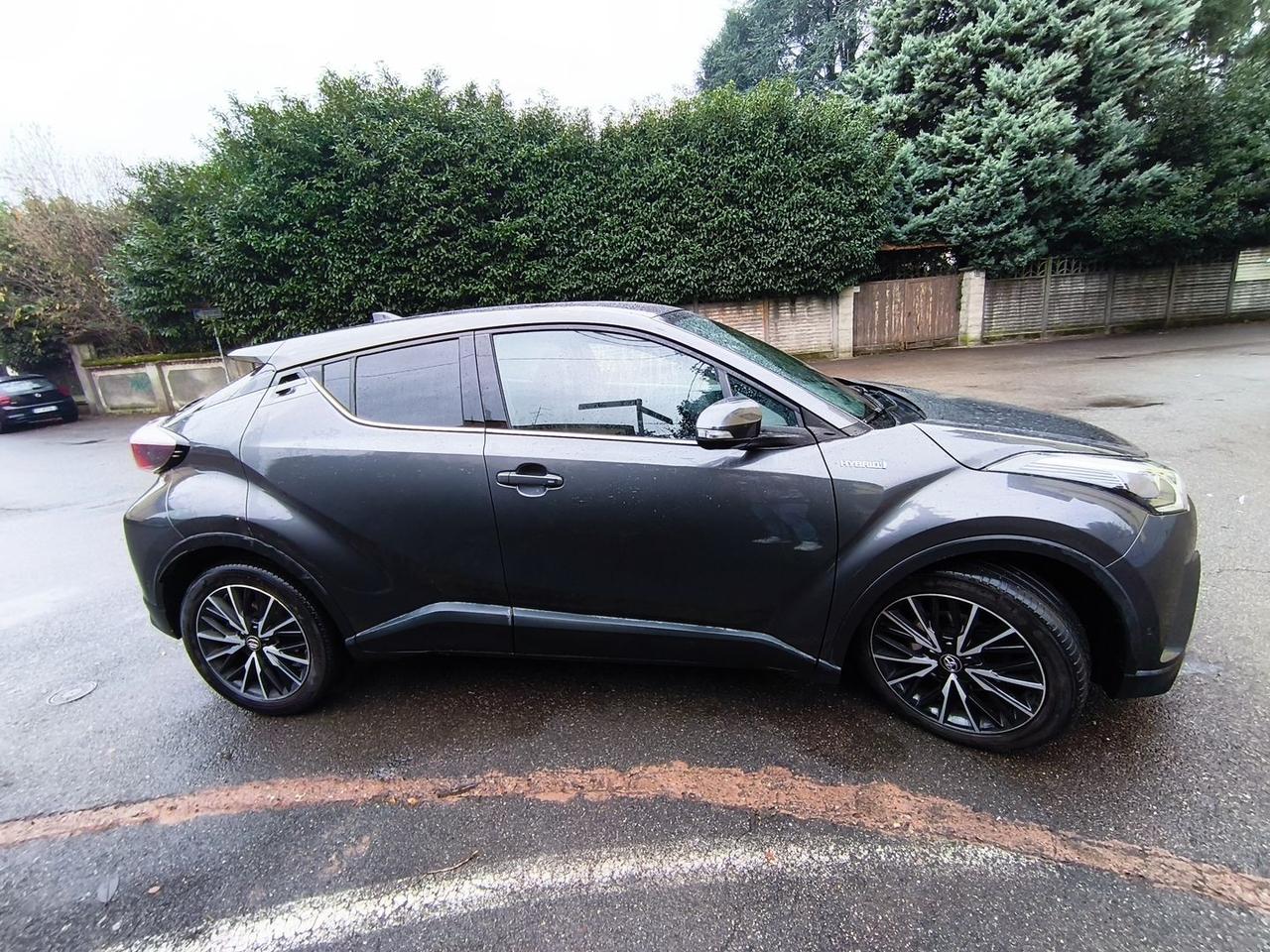 Toyota C-HR 1.8 HEV Lounge #8795