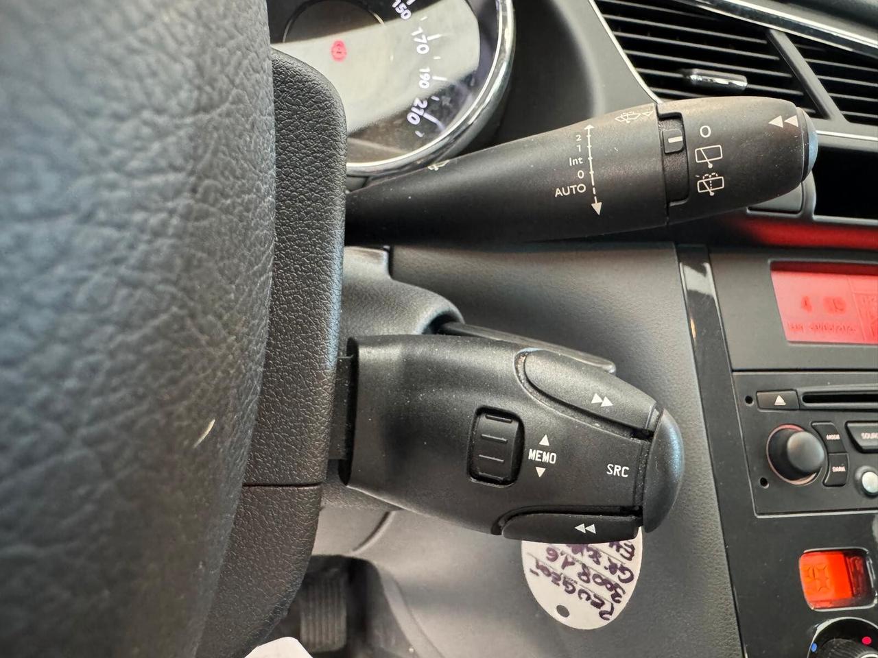 Peugeot 3008 1.6 HDI 112CV TECNO 2011