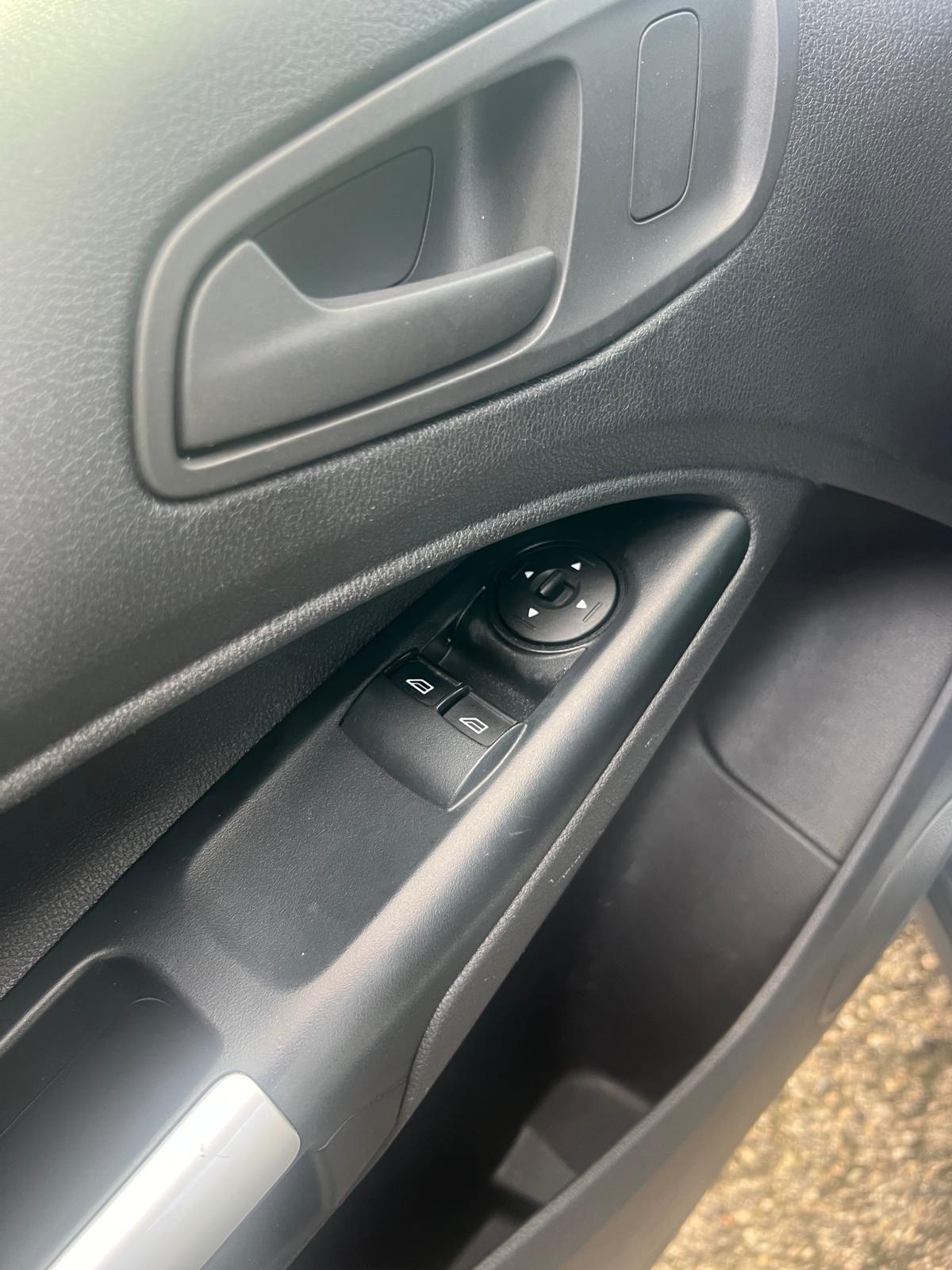 Ford Transit Connect 200 1.5 TDCi 100CV PC Furgone Econetic Entry