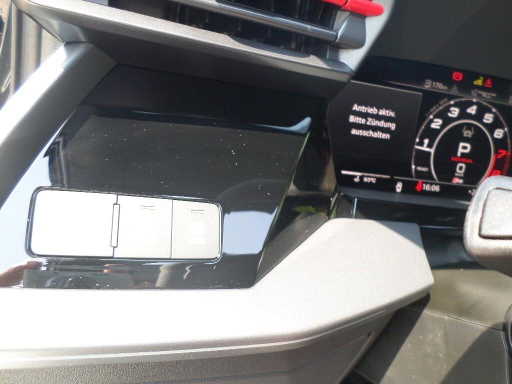 Audi A3 RS 3 SPB TFSI quattro S tronic