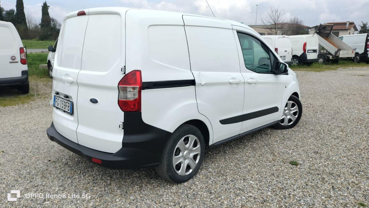 FORD Transit Courier 1.5 tdci 75cv Entry E6 1.5 tdci 75cv Entry E6