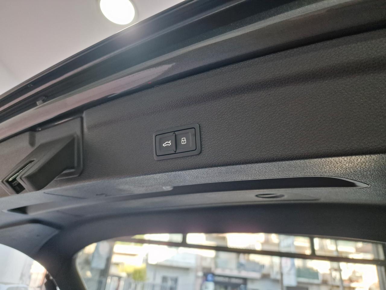 Audi Q3 Sportback 35 TDI S-tronic Identity Black