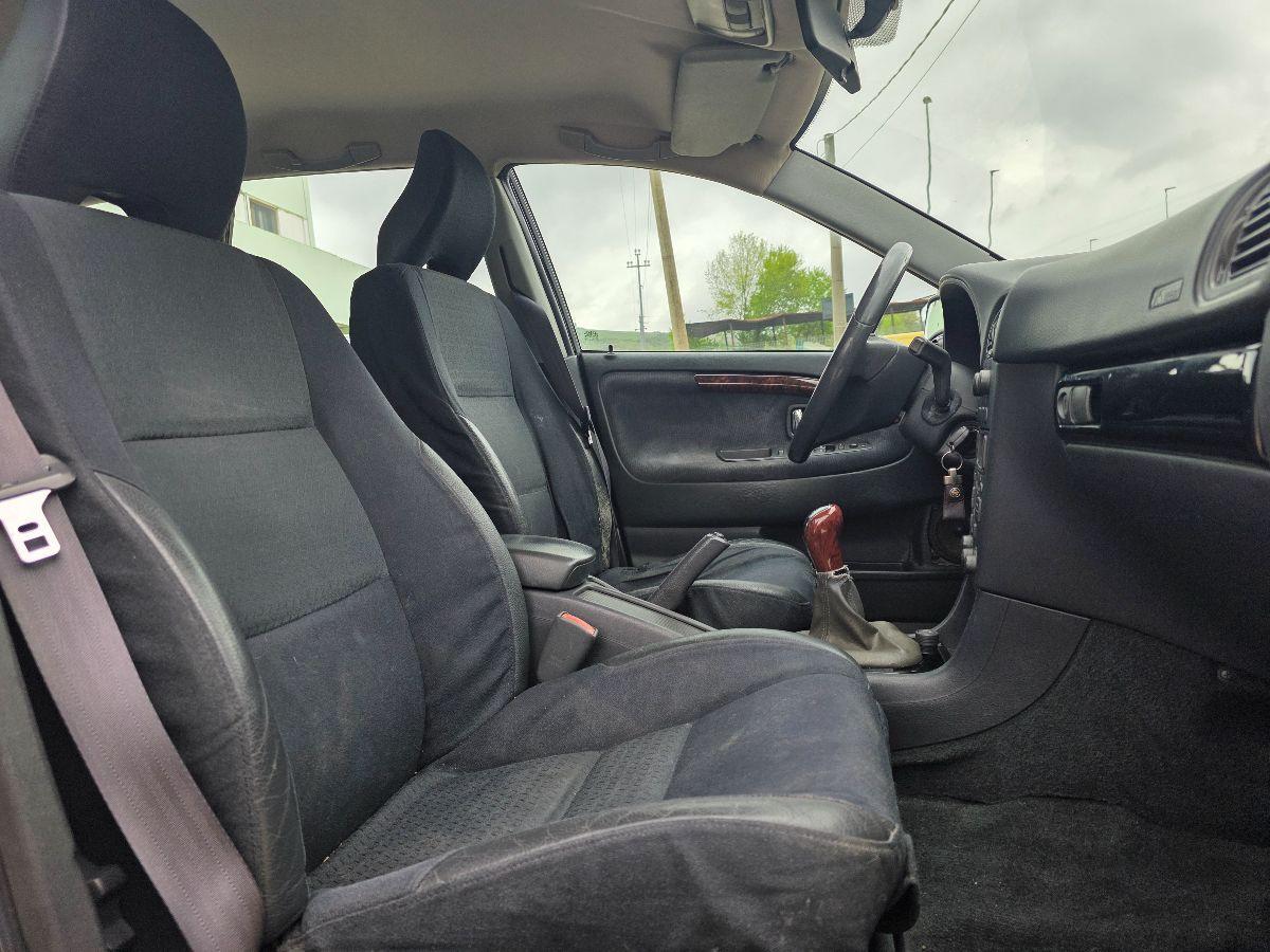 VOLVO V40 1.9D DIESEL ASI OK NEOPATENTATI