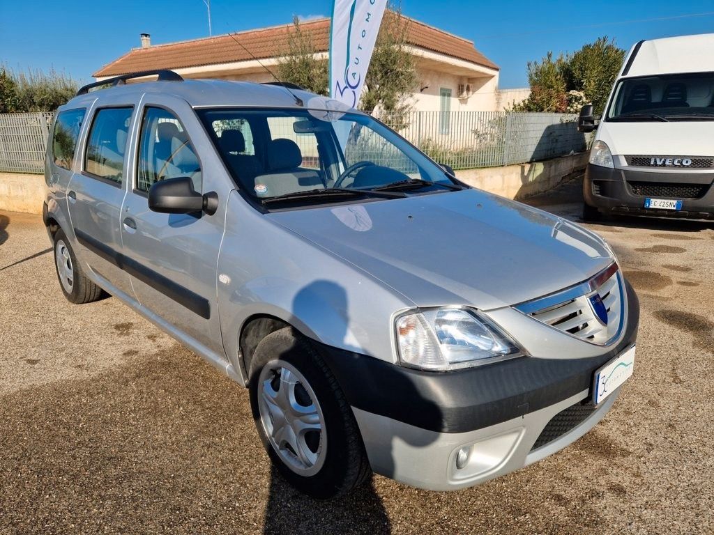 Dacia Logan 1.5 dCi 85CV 7 posti Lauréate