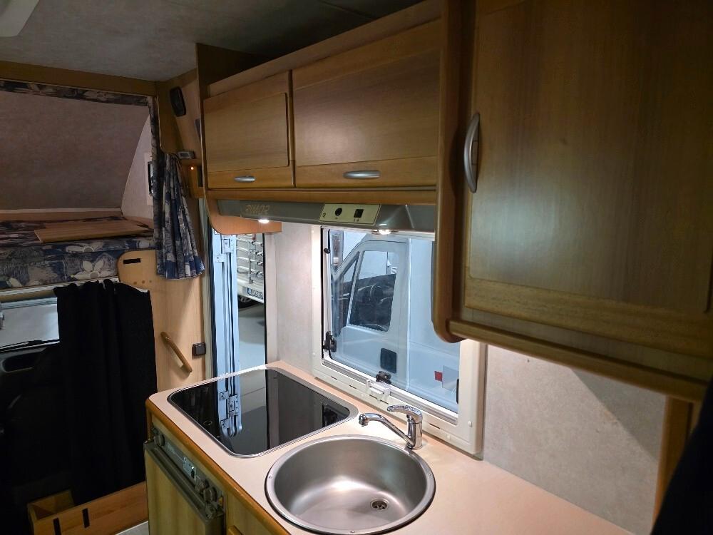 CAMPER RIMOR SUPER BRIG 650
