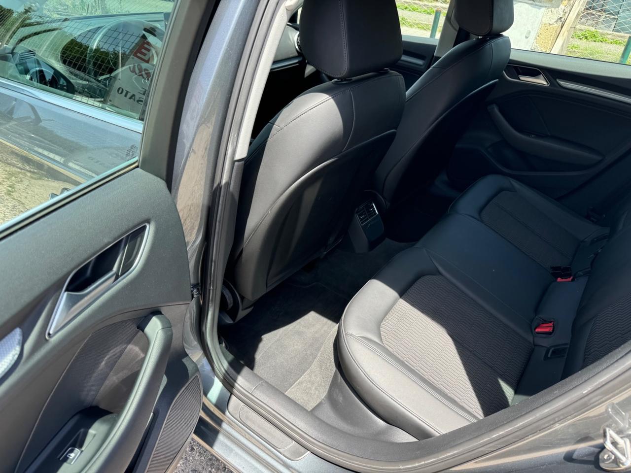 Audi A3 SPB 1.6 TDI Attraction NEOPATENTATI