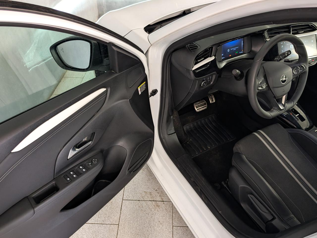 Opel Corsa 1.2 100cv AT8 GS