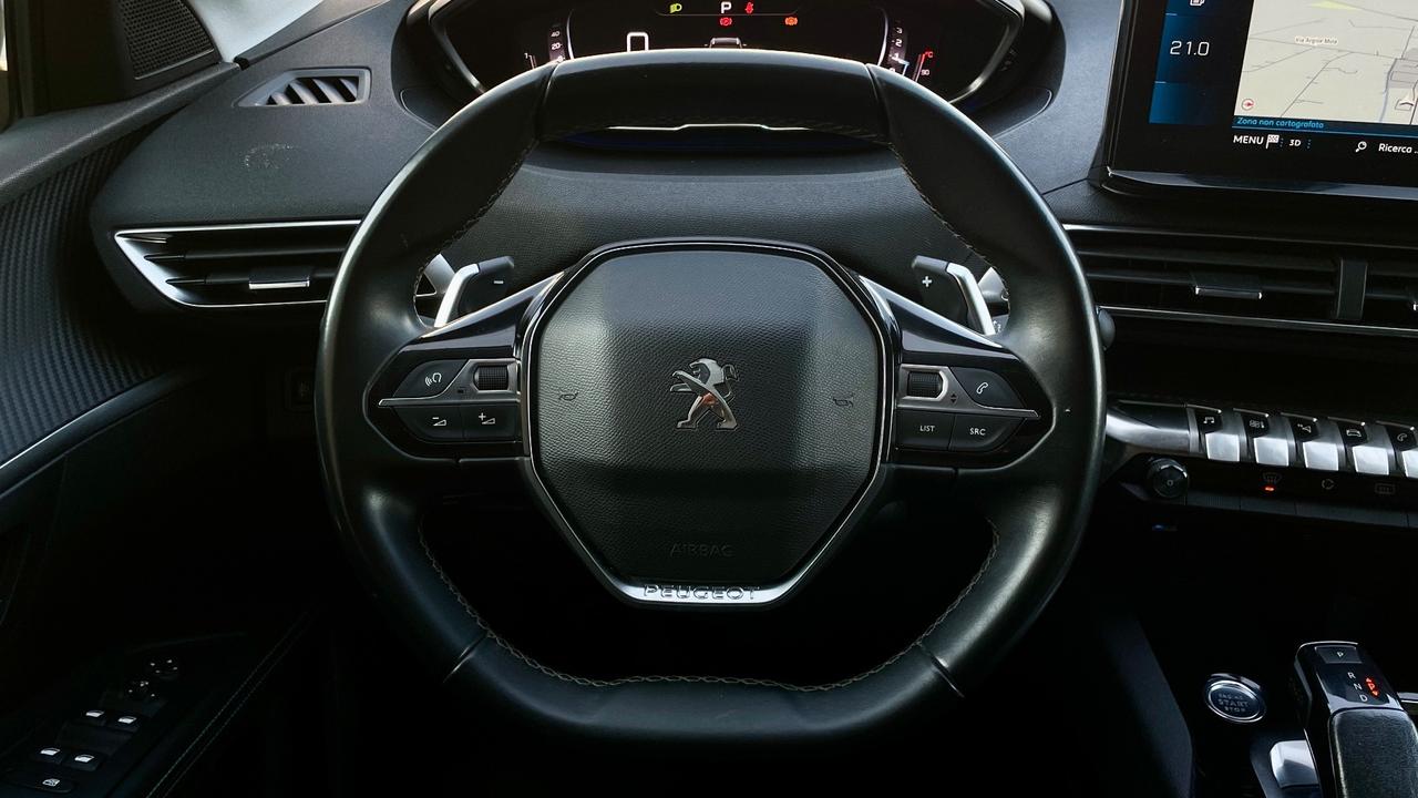 PEUGEOT 5008 1.5 ALLURE 131CV - SETTE POSTI, FULL LED, NEOPATENTATI