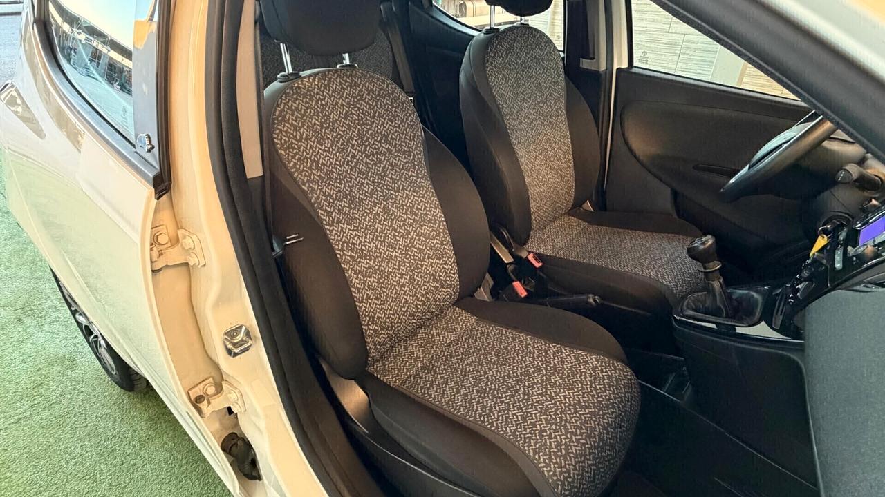Lancia Ypsilon 1.2 69 CV 5 porte S&S Elefantino Blu