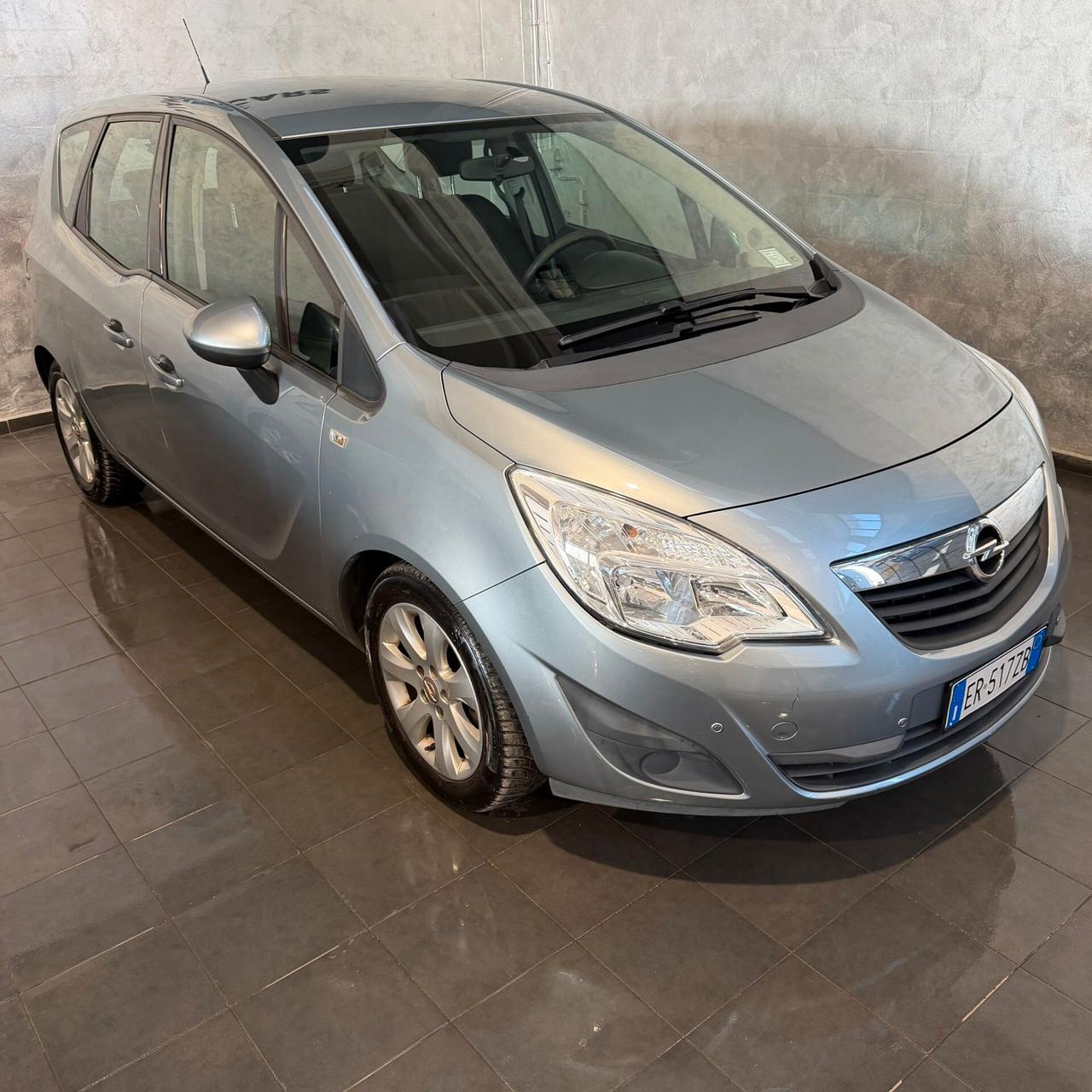 Opel Meriva 1.4 BENZINA NEOPATENTATI