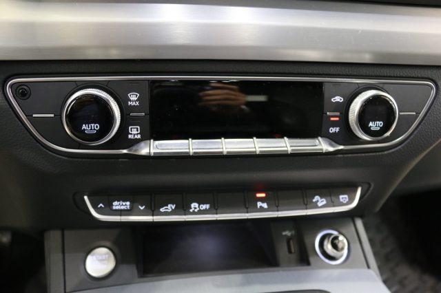 AUDI Q5 50 TFSI e quattro S tronic S-LINE INT EST